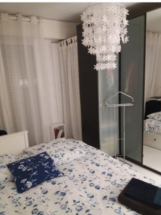 Chambre Chez L'Habitante Avec Salle De Bain Et Cuisine Communes - Presence D'Un Chat Bordéus Exterior foto