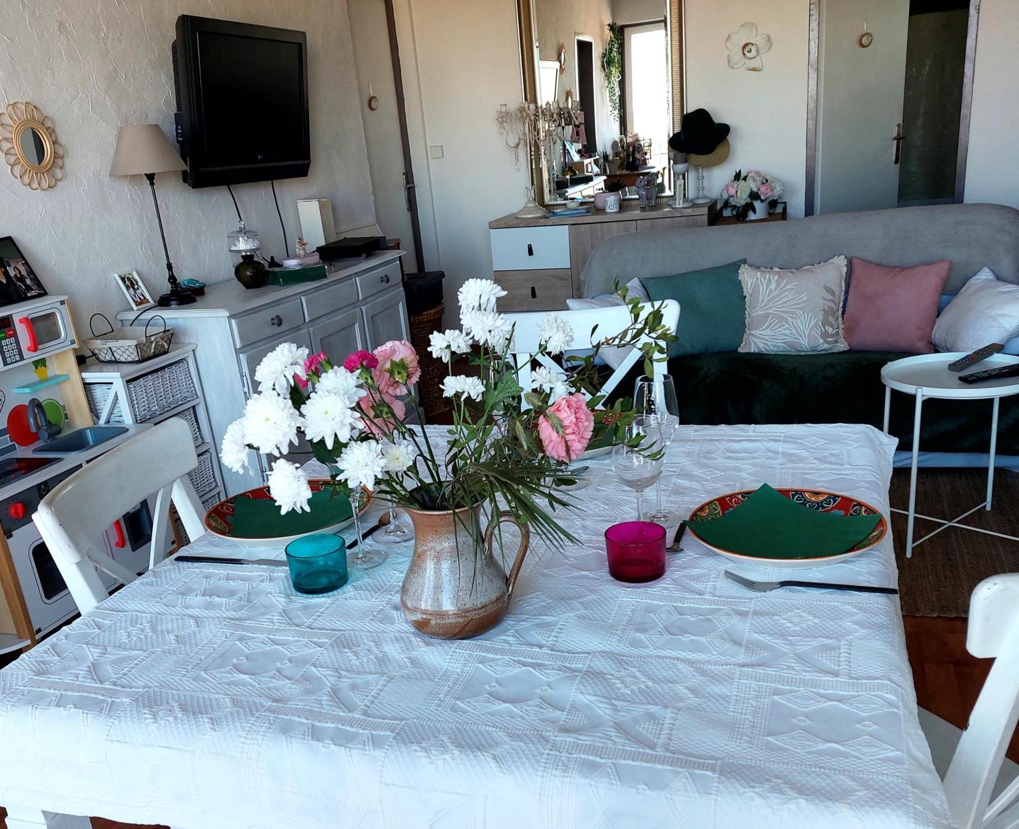 Chambre Chez L'Habitante Avec Salle De Bain Et Cuisine Communes - Presence D'Un Chat Bordéus Exterior foto